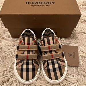 NWT Toddler Burberry Sneakers